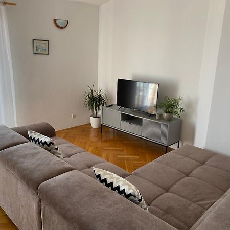 Apartmani Niks Makarska Exterior photo